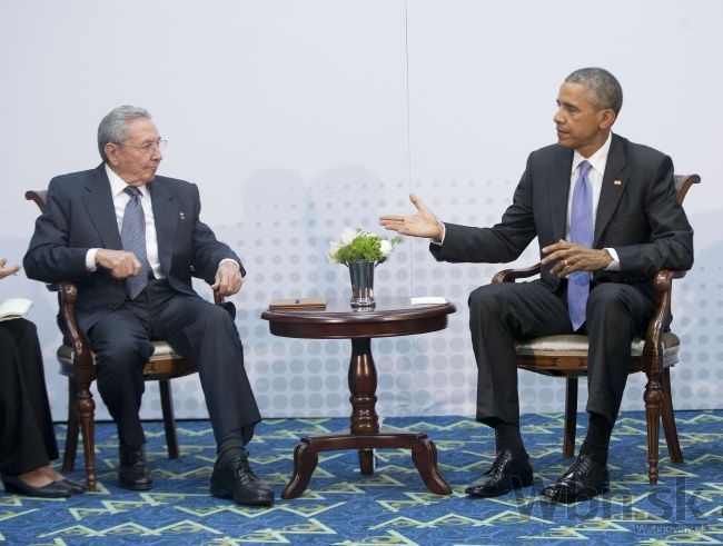 Obama sa stretol s Castrom, oznámil koniec studenej vojny