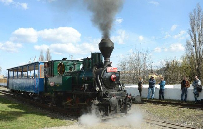 V 131-ročnom rušni Katka zakúrili, predstaví sa na Rušňoparáde