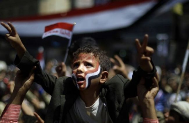 Následkom konfliktu v Jemene je hlad, z chaosu ťaží al-Kájda