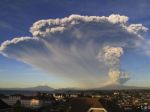 Video: V Čile po 40 rokoch vybuchla sopka Calbuco