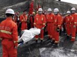 Čínsku baňu zaplavila voda, pochovala desiatky banníkov