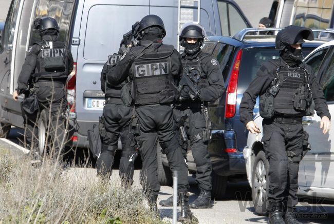 Francúzi zmarili útoky, v krajine evidujú veľa teroristov