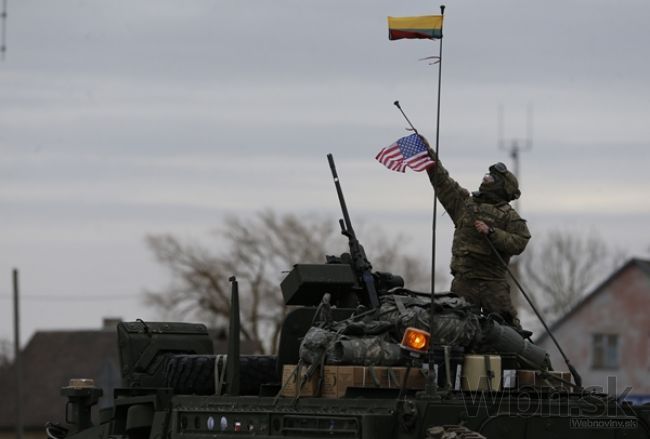 USA podľa Rusov cvičia Ukrajincov priamo v bojových zónach