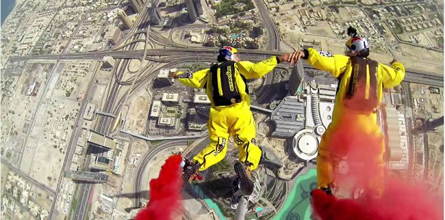 Video: Zoskok z najvyššej budovy sveta