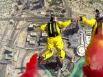 Video: Zoskok z najvyššej budovy sveta