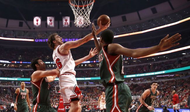 Video: Chicago a Brooklyn si zmarili v NBA postupové mečbaly