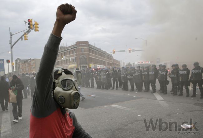 Video: V Baltimore zúria nepokoje, povolali národnú gardu