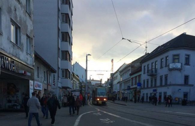 Štvrtok bude oblačný, na západe večer s možnými prehánkami