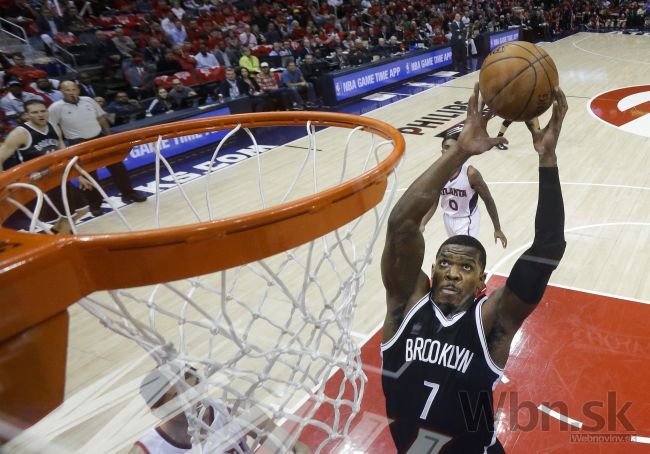 Video: Atlanta má mečbal, Portland v play-off skončil