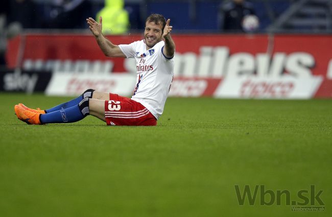 Soto trafil Van der Vaarta do rozkroku, dokaličil si koleno