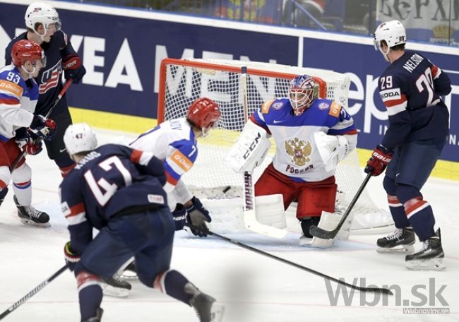 Fíni a Američania zvíťazili, ruský tréner soptil na rozhodcu