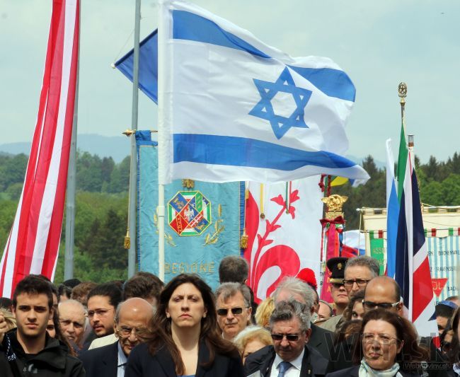 Tisíce ľudí si pripomenuli oslobodenie tábora Mauthausen