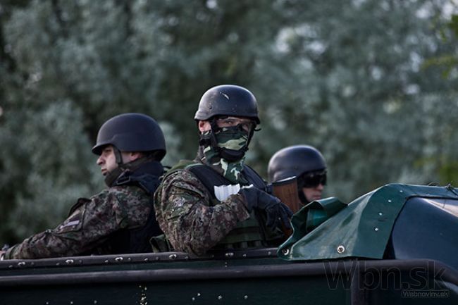 Úrady uväznili útočníkov z Kosova, obvinili ich z terorizmu