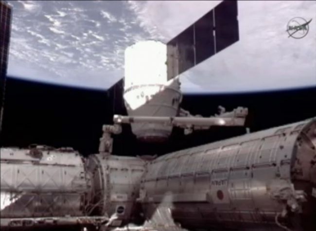 Rusko oddialilo návrat astronautov, loď so zásobami zhorela