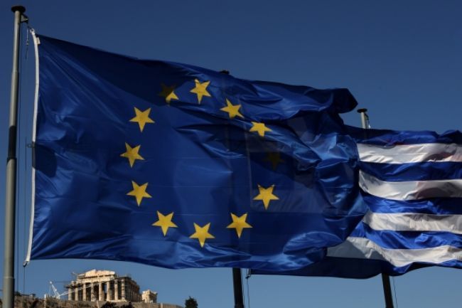Grécko ustúpilo veriteľom, kritika Nemecka nepoľavuje
