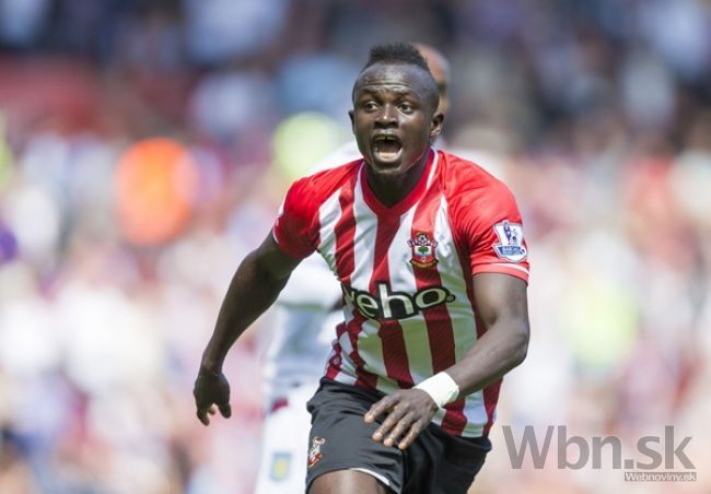 Video: Mané strelil rekordný hetrik, Liverpool doma prehral
