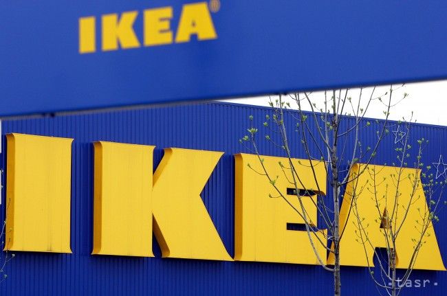 IKEA ponúka párom možnosť prespať v jej posteliach v obchodných domoch