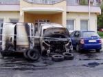 V Košiciach horelo, neznámy páchateľ podpálil auto
