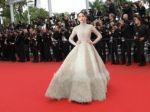 Festival v Cannes čelí kritike, dámy mali nevhodnú obuv