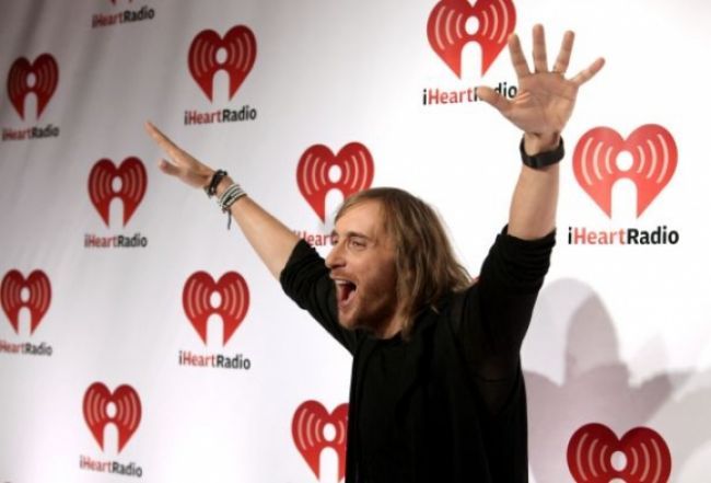 Francúzsky dídžej David Guetta zverejnil nový videoklip
