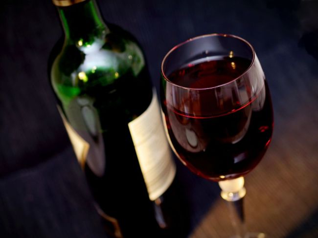 Červené víno vám môže pomôcť s pamäťou