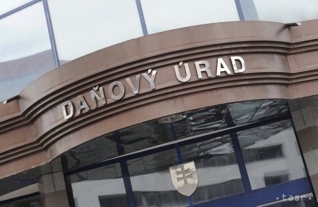 Daňové a colné úrady vymohli vlani nedoplatky za vyše 210 miliónov eur