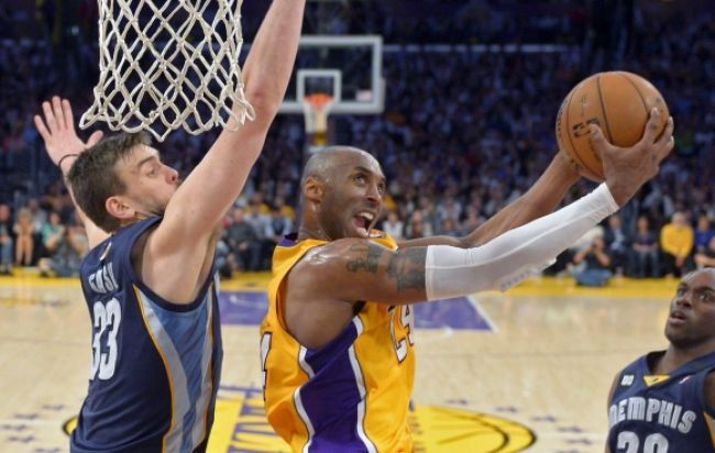 Kobe Bryant končí s basketbalom, odohrá poslednú sezónu