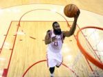 Video: Houston odvrátil mečbal Warriors, Harden s rekordom