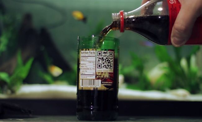 Video: Ako si vyrobiť pohár zo sklenenej fľaše