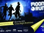 Západ slnka odštartuje nočný beh Moon Run 2015 Cross Night