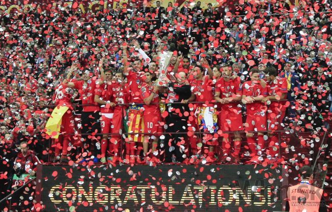 Video: Sevilla v divokom finále EL zdolala Dnipropetrovsk