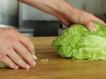 Video: 6 trikov, ktoré v kuchyni využijete