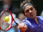 Federer zvládol dohrávku, Nadal v Paríži vyzve Djokoviča