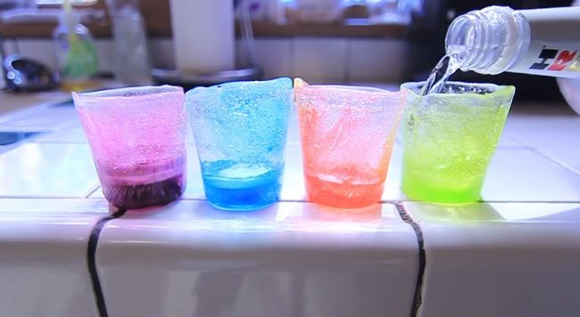 Video: Vyrobte si poháriky z ľadu