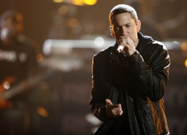Eminem zverejnil skladbu Phenomenal, objaví sa vo filme