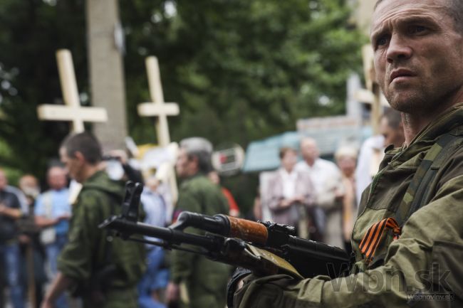 Na východe Ukrajiny sa strieľalo, za obeť padli civilisti