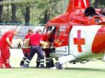 Robotník sa na stavbe ťažko zranil, zachraňoval ho vrtuľník