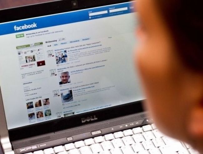 Depresia súvisí so závislosťou od Facebooku, tvrdia vedci