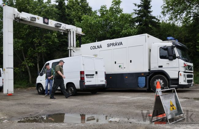 Colníci zadržali falošné tovary za viac ako milión eur