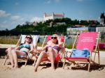 Bratislavčania si slnko užijú aj na pláži, ponúka novinky