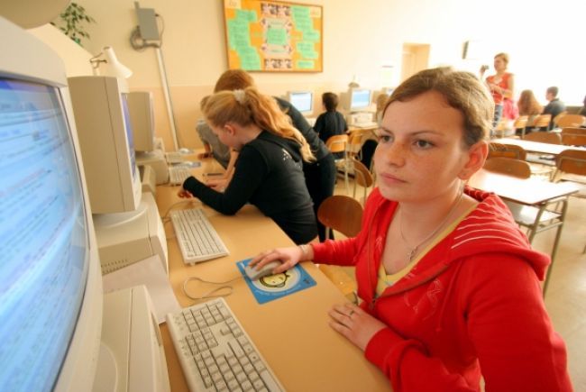 Košické školy sa bijú o žiakov, majú stovky voľných miest