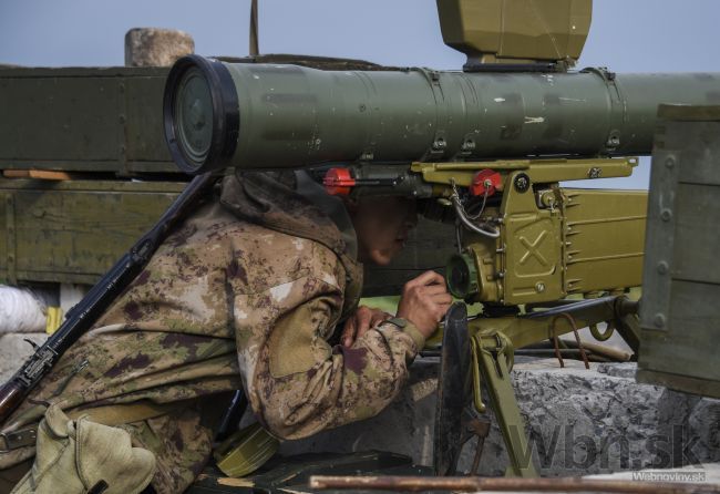 Separatisti nasadili tanky, Ukrajina prišla o vojakov