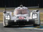 Najpodceňovanejšia posádka Porsche ovládla 24 hodín Le Mans