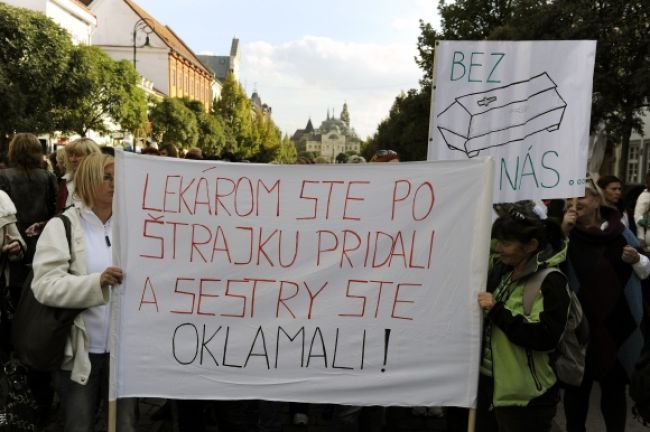 Sestry varujú Čisláka, že Slovákov nebude mať kto ošetrovať