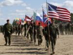 Členovia NATO chcú rozmiestniť na východe ťažké vybavenie