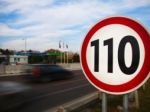 Polícia varuje, Rumuni pýtajú na D1 od vodičov peniaze