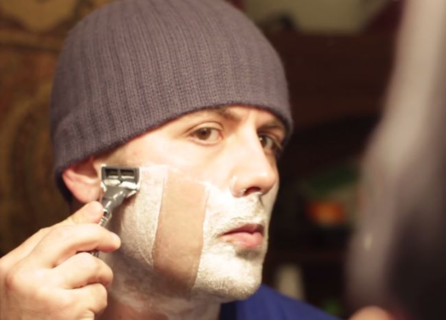Video: Ako sa správne holiť