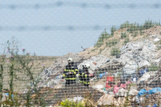 Pri Neapole našli obrovskú skládku, podozrenie padá na mafiu