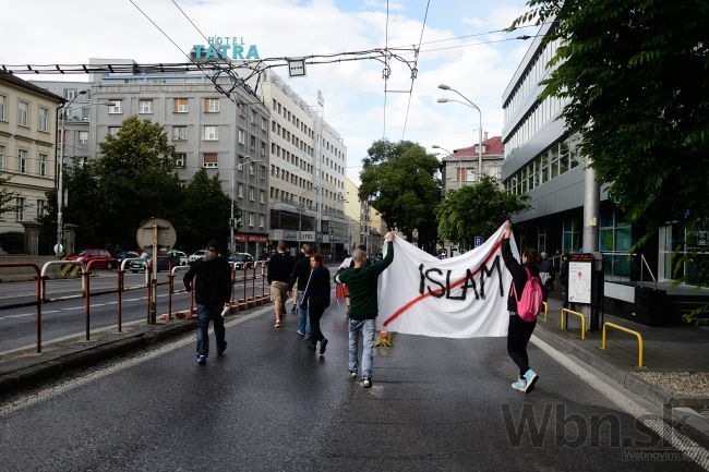 Moslimovia: Motívom pochodu bola téma údajnej islamizácie