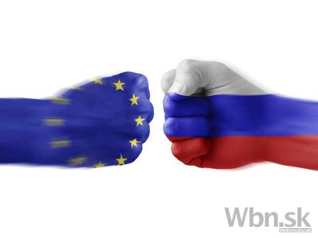 Únia predĺžila sankcie voči Rusku, Moskva odpovedá hrozbami